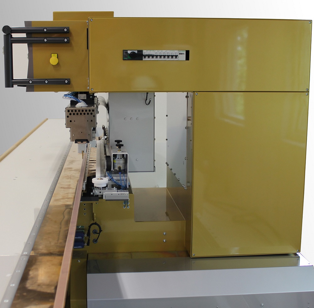 This picture shows Forsstrom's machine model TD-Ceiling.