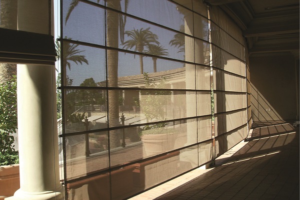 This is a photo of roman shades produced in an HF-welding machine.