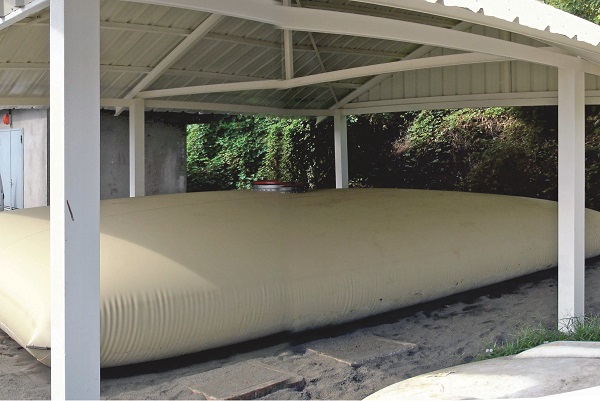 This is a photo of a water tank produced in an HF-welding machine. Made using Serge Ferrari material